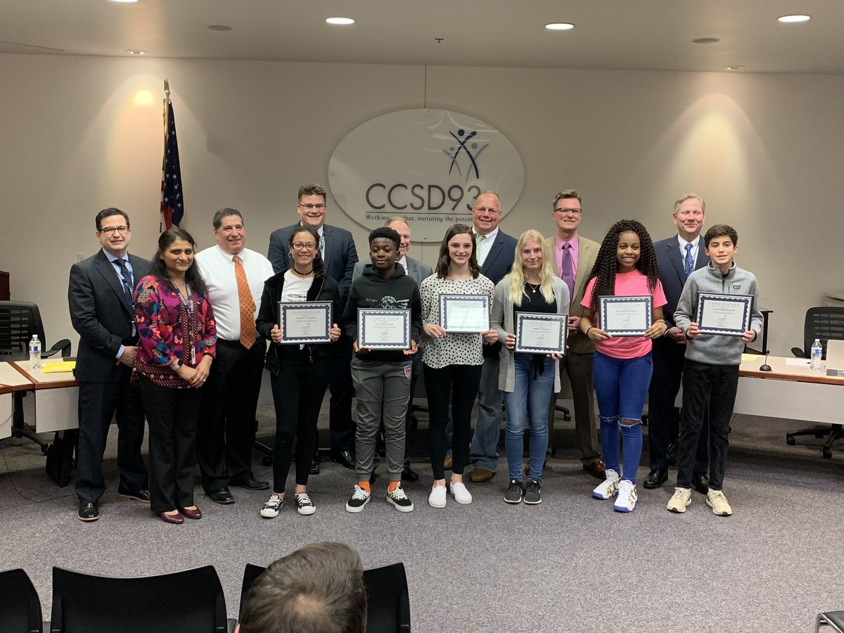 Congratulations to the Girls Basketball and Boys Volleyball sportsmanship winners from Jay Stream and Stratford! You are great student-athletes for D93! <a href="/SMSD93Athletics/">Stratford Athletics</a> @JSPrincipalD93 <a href="/SMSPrincipalD93/">SMSPrincipalD93</a> @JSMSActivities