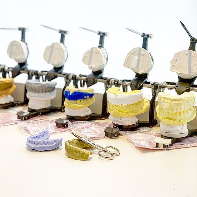 トップアスリートのパフォーマンスにこだわったマウスガードから、小学生の人生初マウスガードまで、毎日いろいろなマウスガードをつくっています🦷

#boostector #ブーステクター #mouthguard #マウスガード bit.ly/2G76TL1