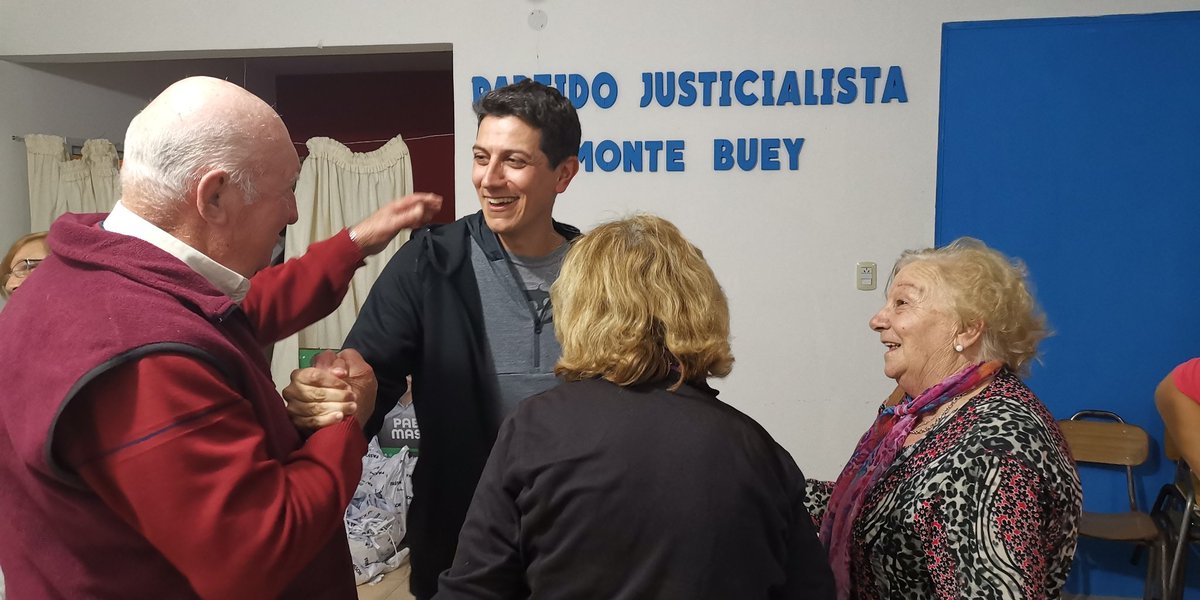 masseipablo's tweet photo. Escuchando, proyectando y trabajando juntos, vamos a construir el Monte Buey con el que soñamos.
#Somosmb https://t.co/paKUSk3CGZ
