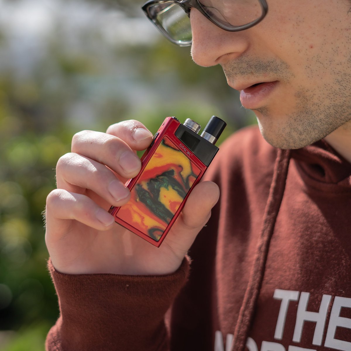 SMOKTECHLOGY's tweet photo. The tiny vapor #TrinityAlpha kit
Easy to carry💕💕💕💕
Are you a “red” lover?
#smok #vape #vaping #smoktrinityalpha
WARNING: This product is intended to be used with e-liquids that may contain nicotine. Nicotine is an addictive chemical. For adult use only. https://t.co/RVrAcRU7Yz