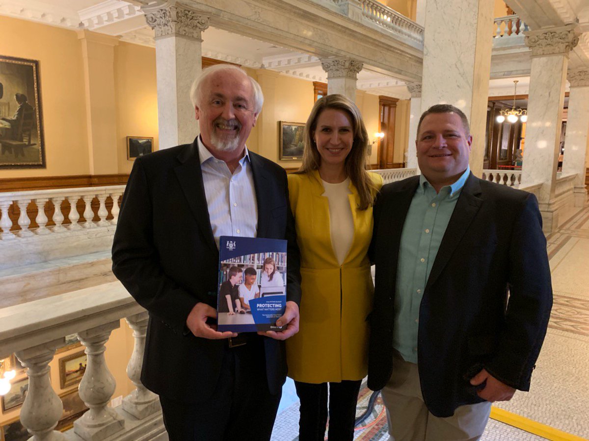 <a href="/carronfarms/">Carron Farms.</a> <a href="/HollandMarshGro/">Holland Marsh Growers</a> <a href="/OntFruitVeg/">OFVGA</a>  it was nice to run into my MPP <a href="/C_Mulroney/">Caroline Mulroney</a> at the budget annoucement at the legislature at queens park today