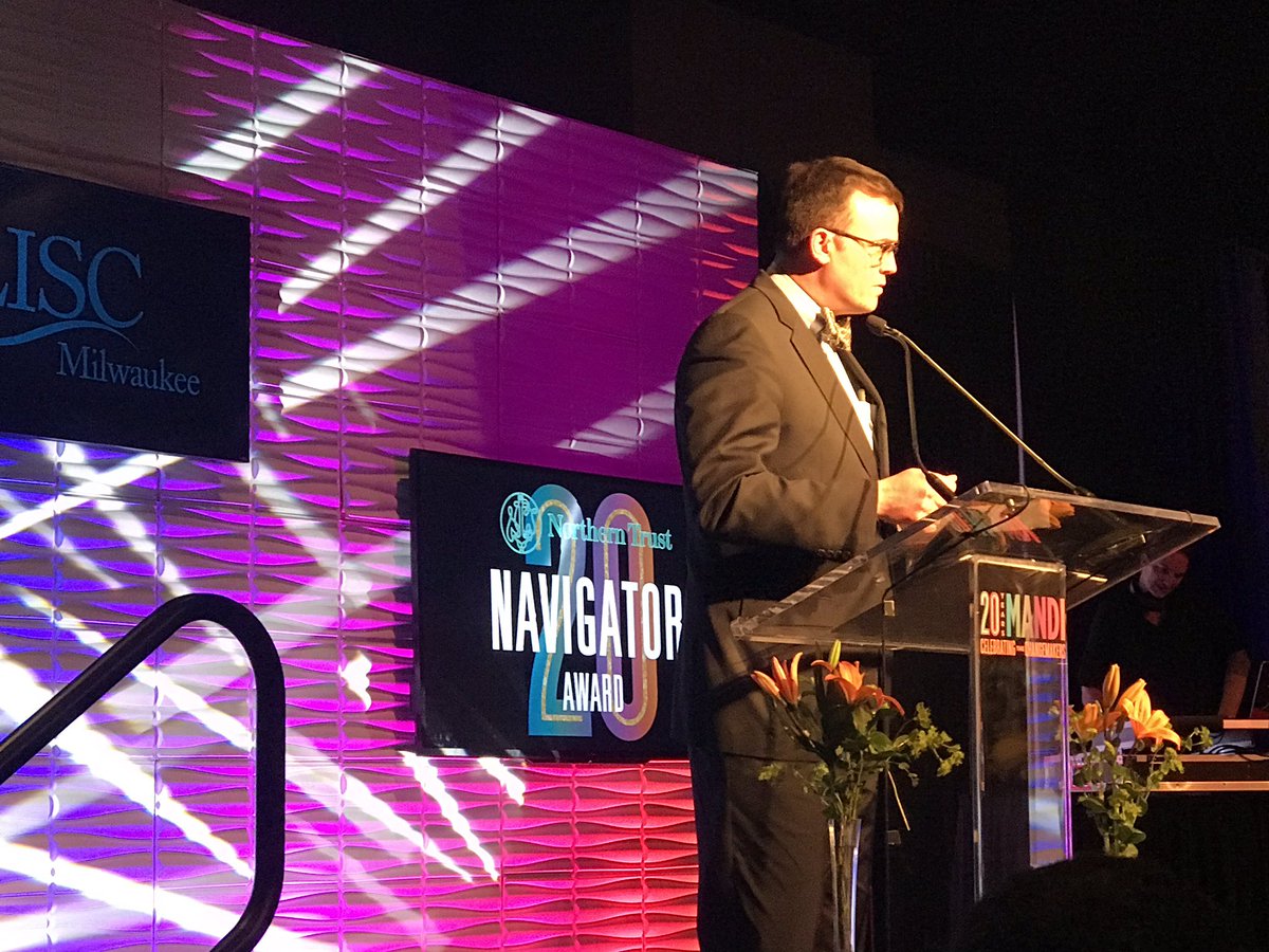 ssimsworldwide's tweet photo. James Reeves III just took the #mandi19 awards to a new level. Having fun in the name of community building and engagement. He just rapped the first verse of digital underground’s the Humpty Dance. https://t.co/bhBYfZ66J0