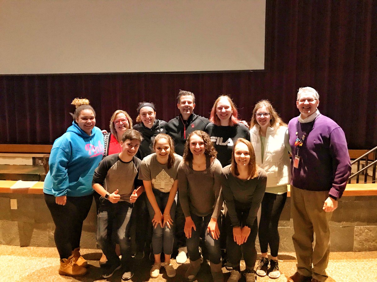 egrunder's tweet photo. This group of ATI students always makes me proud! #waunakeeway https://t.co/7dc8dP9zgz