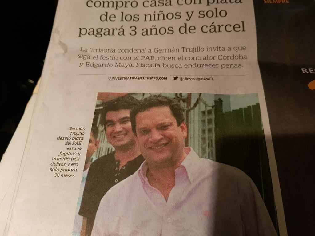 mluciaramirez's tweet photo. De qué se reirá este personaje que resultó condenado por robarse la Plata de la alimentación escolar PAE  para comprarse apartamento y carros ?? Debe ser por la condena irrisoria con la cual su delito casi queda en la impunidad. https://t.co/sfKNgTm6kr