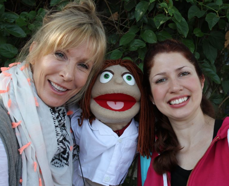 thedrpenelope's tweet photo. Julia &amp; Lynda, her mom, don't always see eye-to-eye, but I'm the bridge between them to help Julia see all her future possibilities. Her Mom's greatest wish!
HELP ME UNLOCK A $2500 MATCHING CAMPAIGN - ONLY 72 CONTRIBUTORS TO GO! 
https://t.co/DhihJx3dft https://t.co/28stiSMgZX