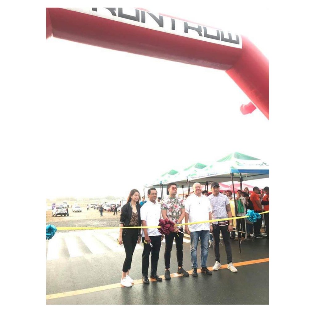 FrontrowHABF's tweet photo. Ribbon Cutting Ceremony🎈🎈🎈🎈

#FrontrowHotAirBalloonFestival
#FrontrowHABF https://t.co/MEijsiiswU