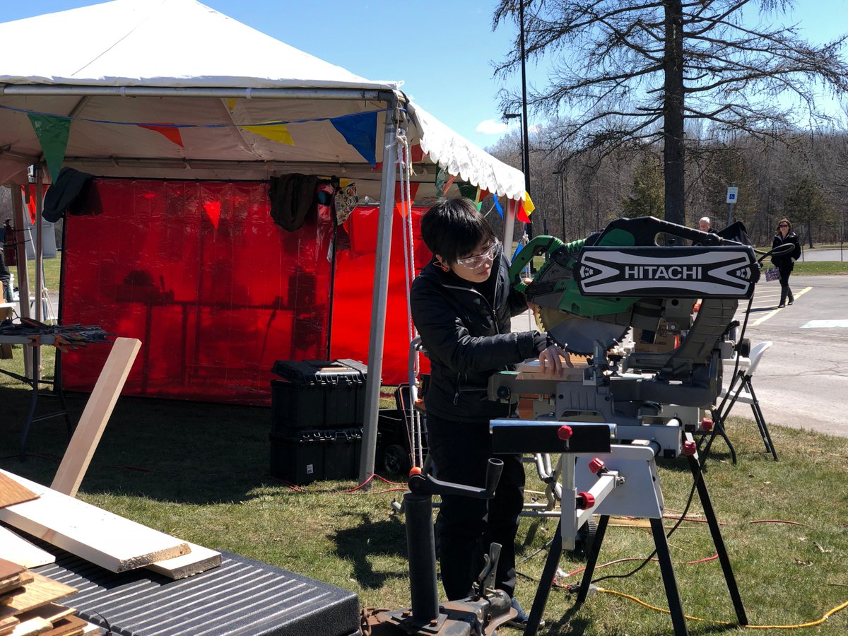 makerfaireMV's tweet photo. Come JAM out with @Sculpture_Space at #makerfaireMV at SUNY Poly on April 20.  Sculpture JAM will feature artists from the Sculpture Space Residency Program creating a sculpture before our eyes.  Learn more and get your free tickets at https://t.co/6wuai5QBI8 https://t.co/mDxpZS4AWj