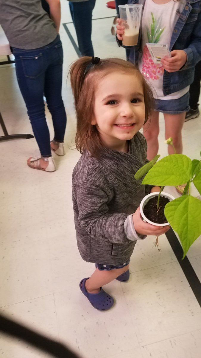 KarolaScarce's tweet image. STEAM Night! What a fun night! #TimberwolvesROCK #springtwitterchallenge
@AndrewBuchheit