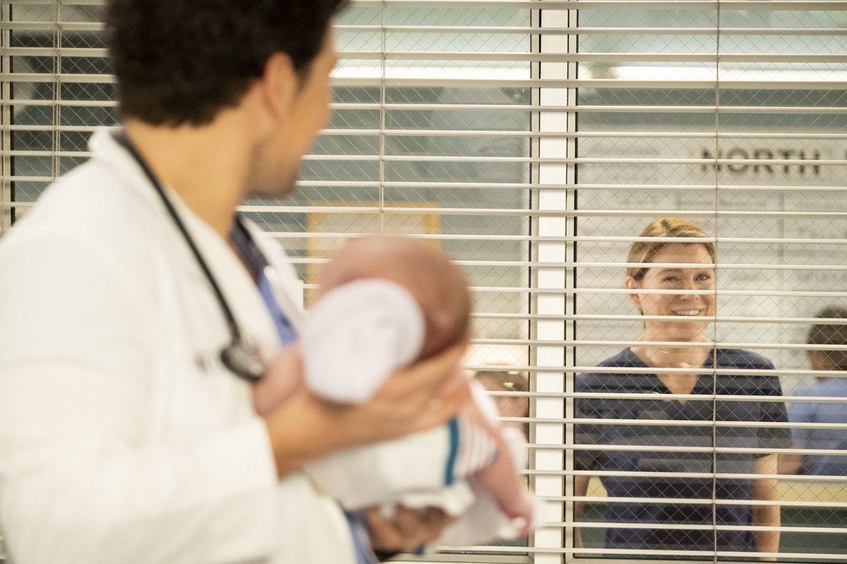 Caterina_Online's tweet image. Grey’s Anatomy 15x22 - “Head Over High Heels” - airing April 18, 2019 | PROMO PICS + BTS PIC

@GiacomoKG @sophiaTali @EllenPompeo @GreysABC #GreysAnatomy