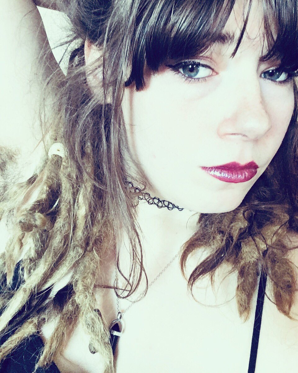 #hairyarmpit #hairygirl #naturalhairy #armpitfetish #noshave #noshavenoshame https://t.co/rw7xCJCeka