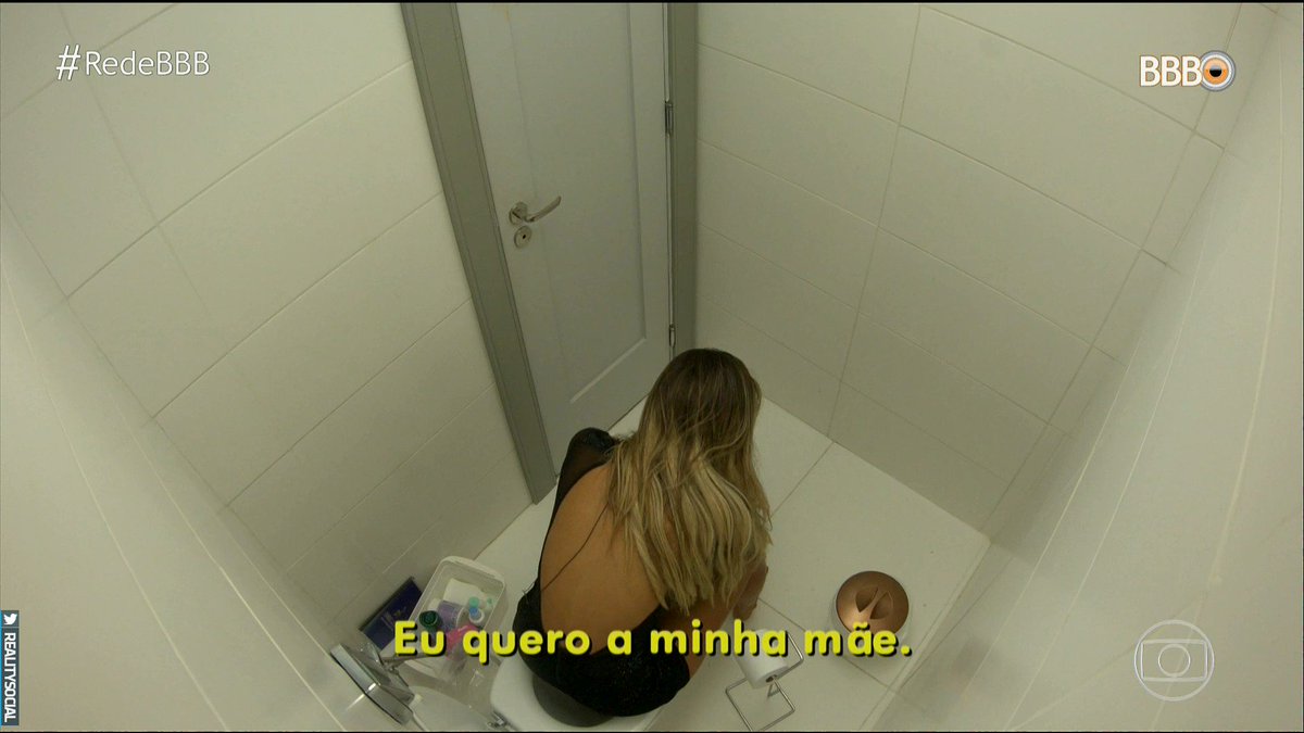 PortalRunik's tweet photo. Hariany não tava aguentando mais mesmo, triste #BBB19 #RedeBBB https://t.co/VJMRjkwWlc