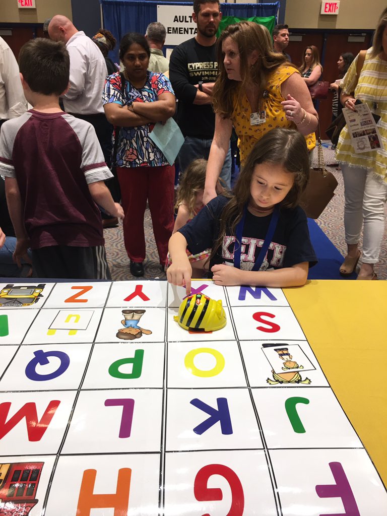 sharpiejenn's tweet image. The #beebots from @CFISDKeithK were buzzing at the #CFISDTechFest!! @llafossekinder