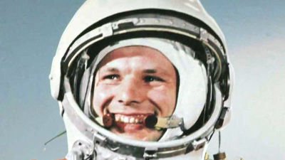 Vor 58 Jahren stieß die Menschheit das Tor zum #Weltall auf! Habt einen inspirierenden #Gagarintag!

#Kosmonautentag #Space #Raumfahrt #kosmonaut  #Gagarin