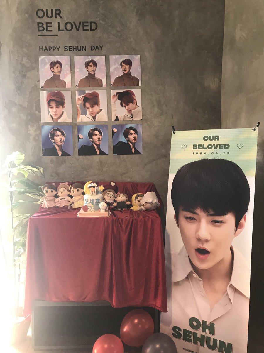 BUBBLETEAHOLIC's tweet photo. อย่าลืมแวะมาคาเฟ่ HYDE สยามวันชั้น 7  
มาหาเซฮุนกันเยอะๆนะคะ 💕

#OurBelovedOSH26th 
#ShiningSehunDay 
#HappySehunDay https://t.co/9Vg5GSn4Lp