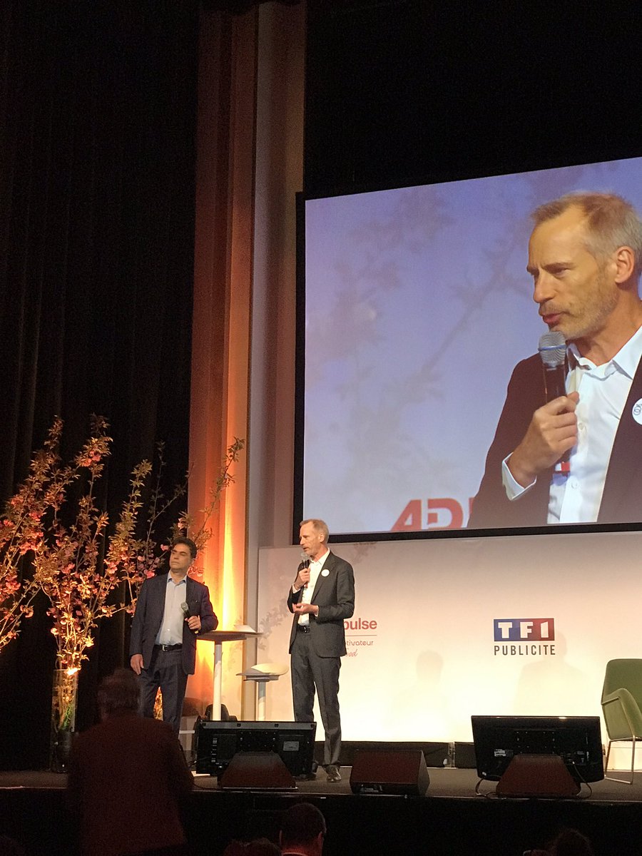 Lauraannaert's tweet image. C’est parti pour un #FoodMorning19 réflexion de l’édition : « Les nouvelles consciences alimentaires » et la pub,distribution, la nouvelle garde ...