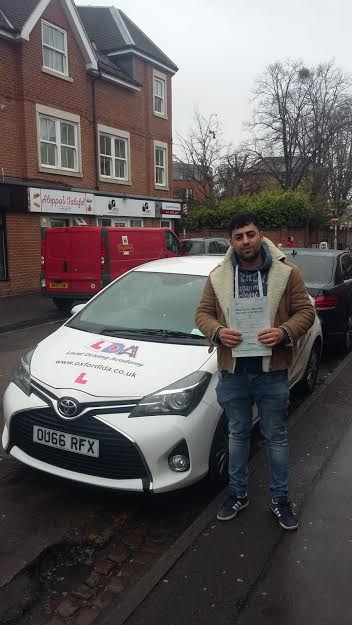 OxfordLDA's tweet photo. It's your lucky day Sarmand! Congratulations on passing your driving test! Looking forward to see your driver’s license. #Anotherpass #Oxford #Fridayfeeling
>> https://t.co/6pmxjpdP1a https://t.co/x24kef1rs4