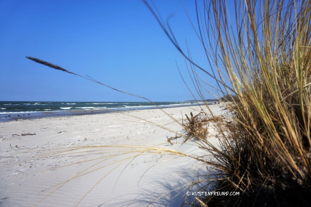 Erlebe fast einsame Strände nicht weit von #hamburg. Mach Dich auf den Weg für einen unvergesslichen Tag – Enjoy bit.ly/2U6jjYA