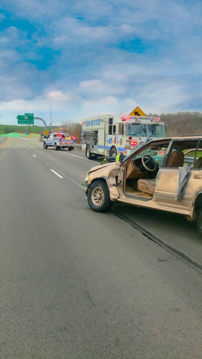 Fallowfield_VFC's tweet photo. Rescue 47 and Rescue 11 handled a single vehicle crash on I-70 in the Twp. yesterday evening.. https://t.co/hYU9fXghNl