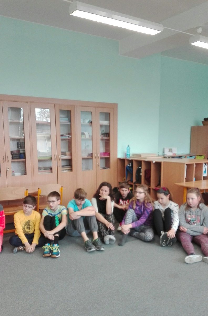 IPistkova's tweet photo. Yesterday we špenát nice day in Primáty School in Uherské Hradiste https://t.co/LdCy42LnED