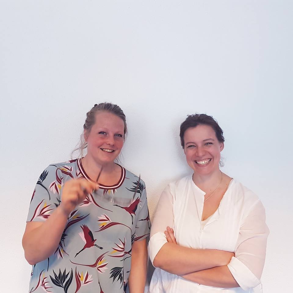 Gisteren was het #Girlsday, een initiatief om meisjes kennis te laten maken met bèta, techniek en ICT. Heel belangrijk, want veel talent gaat verloren omdat gedacht wordt, dat vrouwen in de techniek minder goed zijn dan mannen. Linda en Lieske vertellen:

marotura.com/blog/girlsday-…