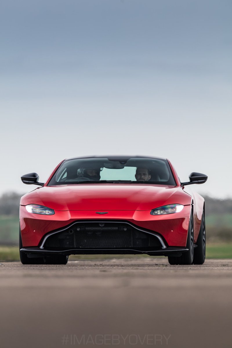 robertovery's tweet image. LOOK INTO MY EYES NOT AROUND THE EYES.  #IMAGEBYOVERY #vmax200 #autovivendi #astonmartin #lifestyle #FridayFeeling