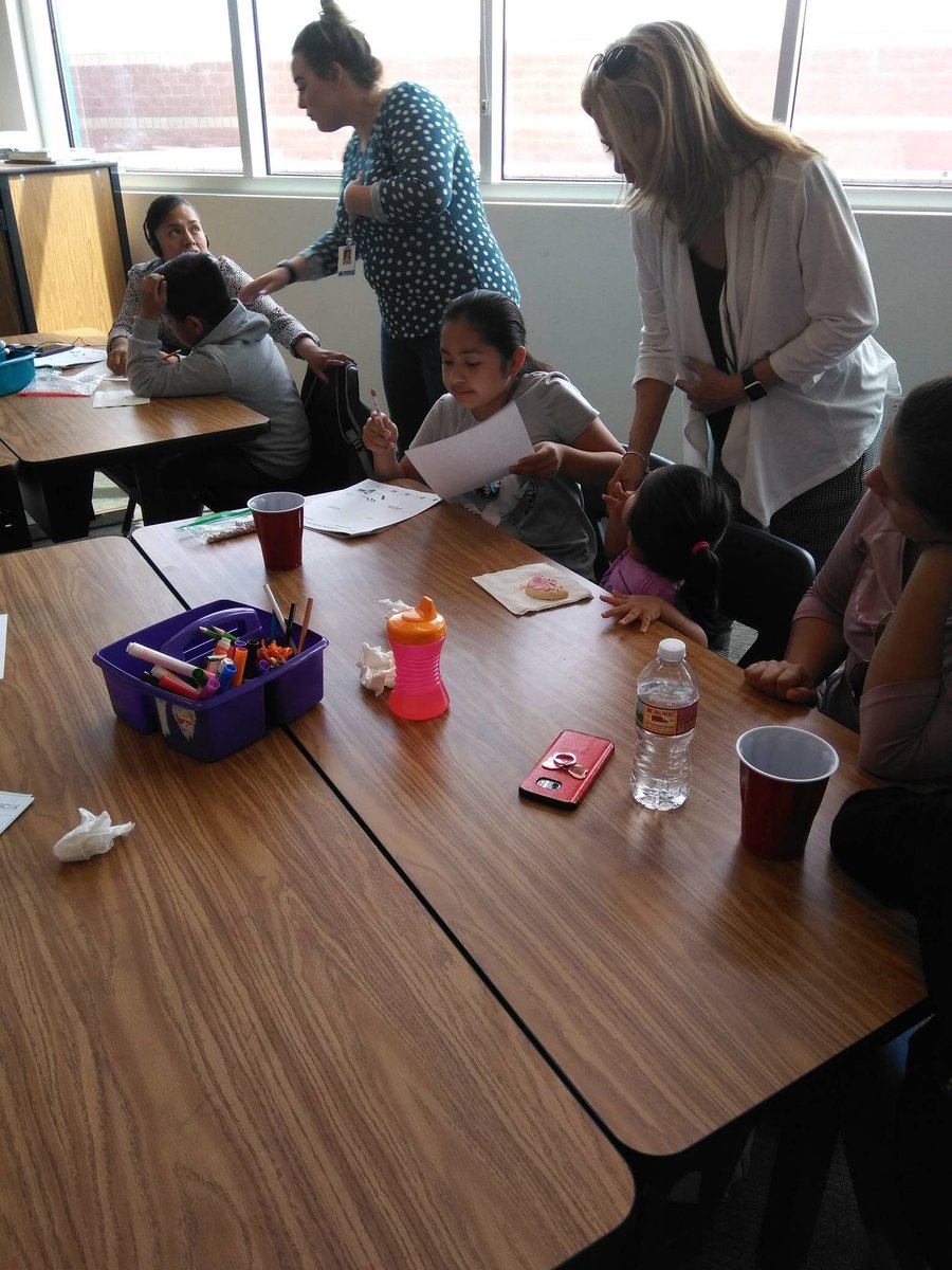 CCSDFamily's tweet image. Bunker ES 4th grade teachers hosted our “Multiplying Family Fun” workshop at 2:30 p.m. The teachers sat side-by-side with the families &amp;amp; engaged in the hands-on multiplication strategies.👏 Super partnership!🤝
#Familyengagement #linkedtolearning is #1forKids