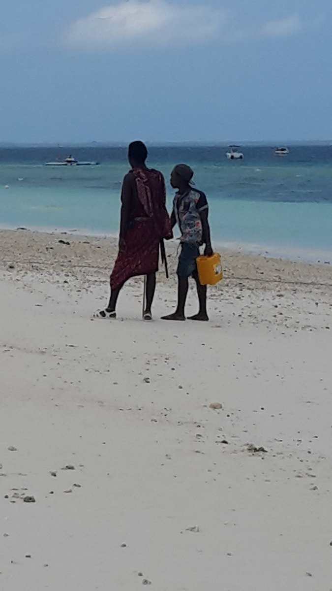 Locals at the beach/ Tanzania 
#abmtravelbug
#dametraveller
#iamatraveler
#speechlessplaces
#huffposttravel
#passportpassion
#amazingdestination
#shetravelz
#justbackfrom
#iamtb
#tourtheplanet
#awesomeearth
#wanderxwonder
#awesome_earthpics
#neverstopexploring