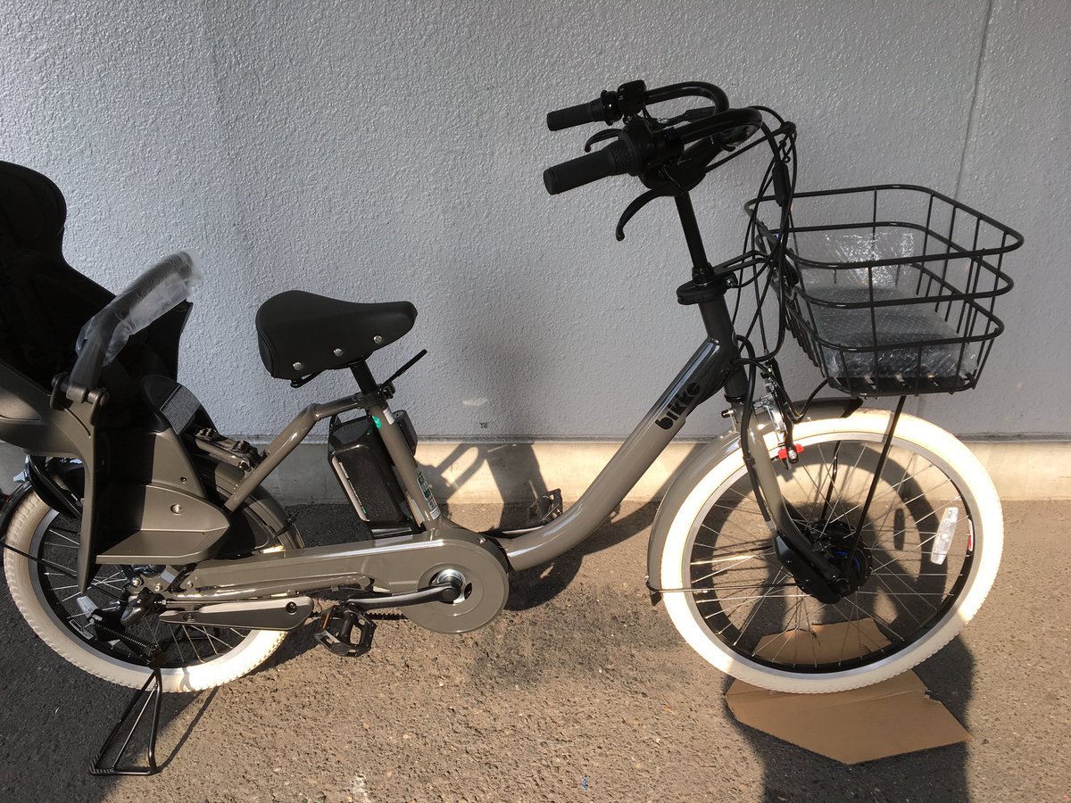名古屋市西区カトーサイクル 自転車 Twitterissa ブリヂストンのビッケモブddのダークグレーをオプションにて 前後タイヤのアイボリーを装着しました カラータイヤにすると さらにおしゃれになりますね オリジナルの自転車には カスタムがおススメです ご