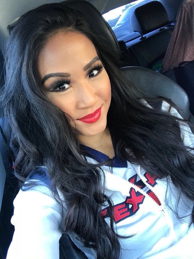 joshuaiancooper's tweet photo. THANK YOU @HTC_SamanthaH for allowing me to follow along on your journey with @TexansCheer it’s been a pleasure interacting with you I appreciate it so much, wishing you as well as @HTC_MalloryM all the best in whatever’s next for you ladies. #ForeverHTC 👋🏻🥺😭❤️💙👩🏽👩🏼🐮🏈 https://t.co/RwPc6cHZ20