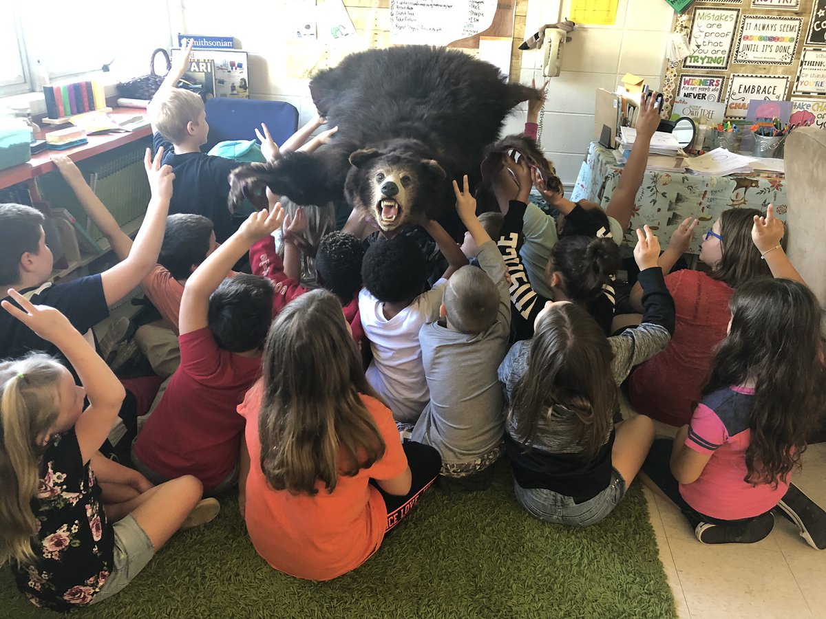 laurabird89's tweet photo. https://t.co/NbAa9Jd6tM              Check out my project @DonorsChoose #HappyCampersMakeHappyLearners https://t.co/A2lKD3lc7o