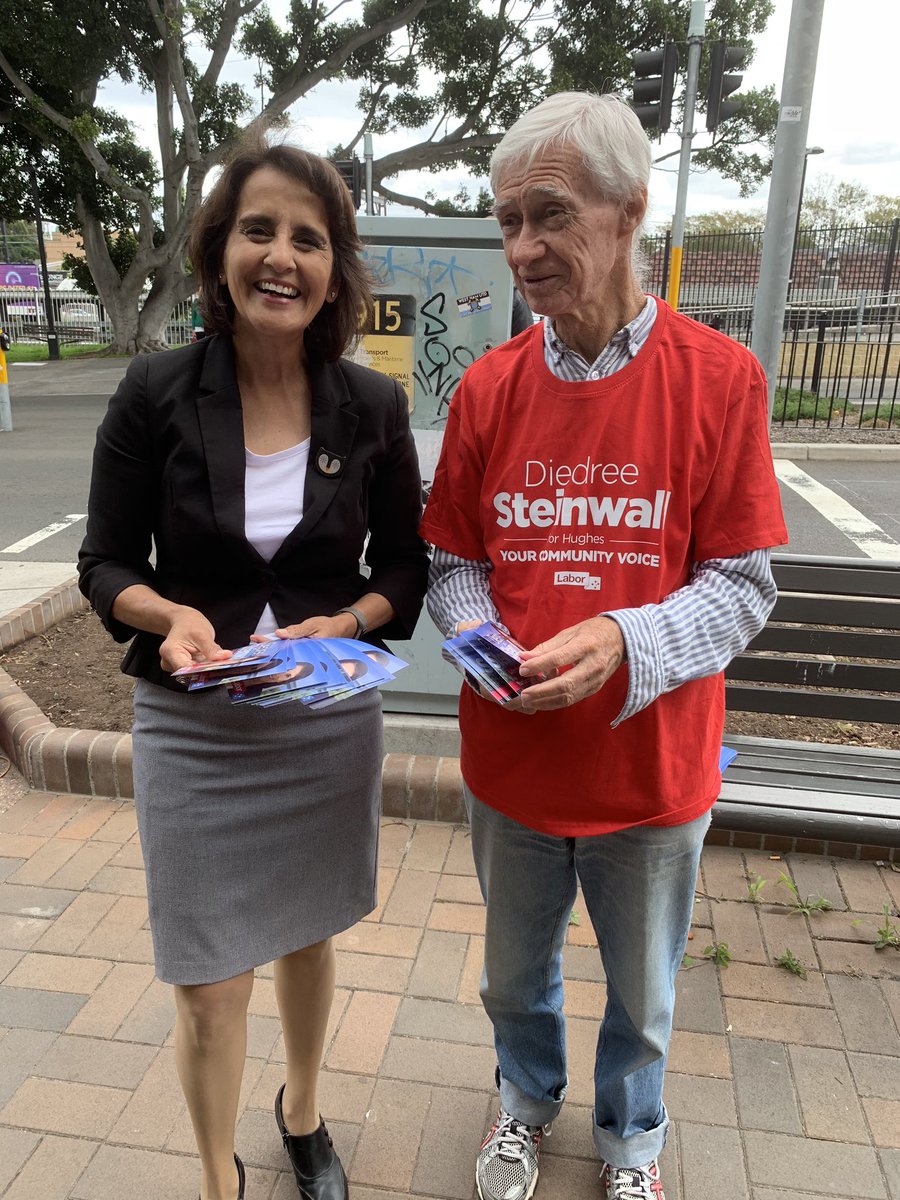 Labor4Hughes's tweet photo. At Sutherland shops this morning. Enjoying the time. And, of course there were political discussions. #HughesVotes #ausvotes https://t.co/5WvEcDtUVB