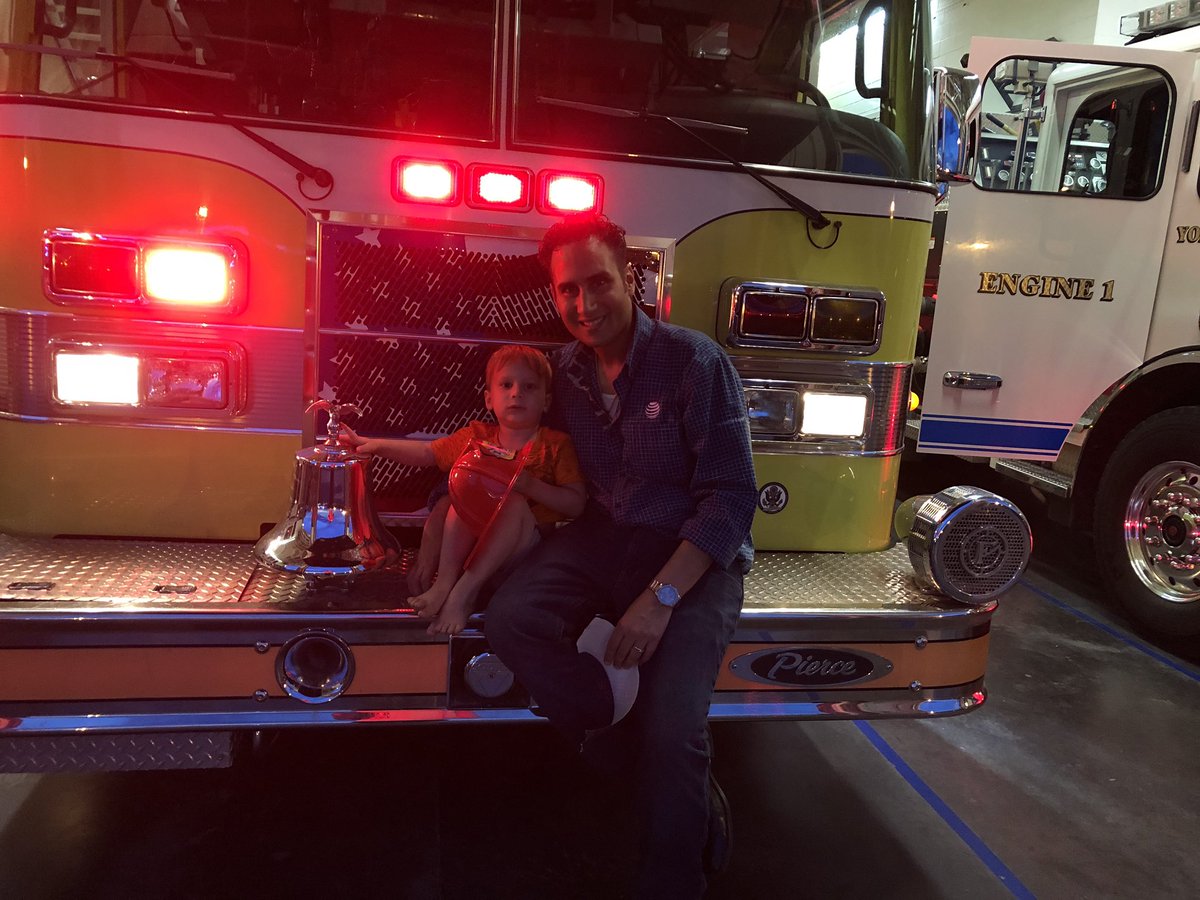 VicMaggio2020's tweet photo. Thank you to the a first responders team, of Flint Hill Fort MILL,SC     Austin absolutely loved Seeing his first Fire Truck this evening😀Such a welcoming bunch of guys. https://t.co/yHb8nEgESf