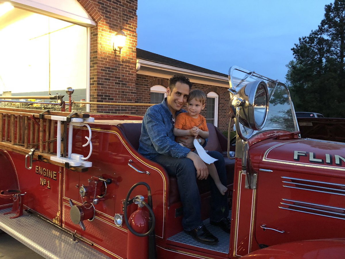 VicMaggio2020's tweet photo. Thank you to the a first responders team, of Flint Hill Fort MILL,SC     Austin absolutely loved Seeing his first Fire Truck this evening😀Such a welcoming bunch of guys. https://t.co/yHb8nEgESf
