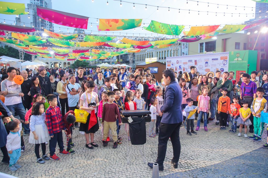 macauyoungmagic's tweet image. 澳門齊齊葡市集 魔術表演 感謝邀請。 #澳門青年文創魔術會 #澳門齊齊葡 葡國特色市集 活動魔術表演
#Facebook : 澳門青年文創魔術協會
#澳門文創魔術 #澳門青年文創 #澳門魔術班 #澳門魔術協會 #澳門魔術表演