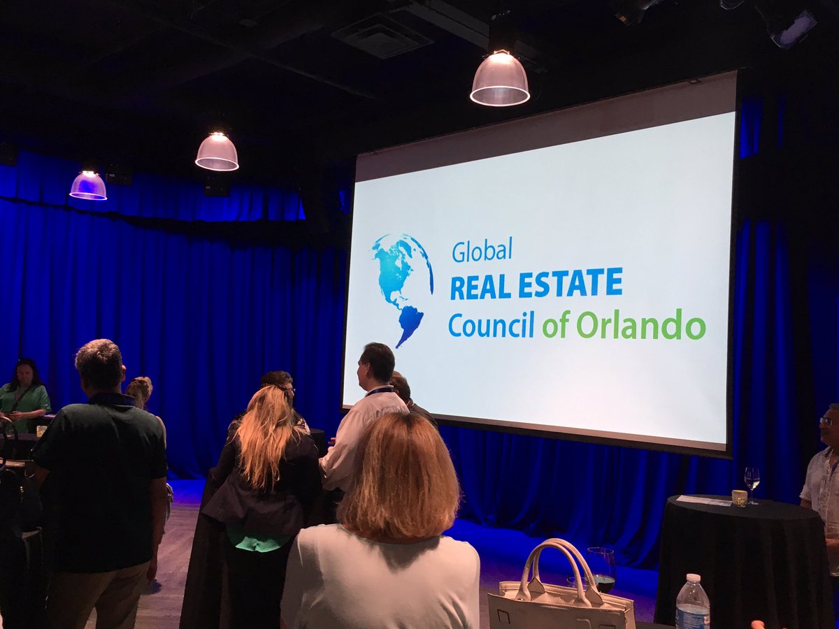 BelgiumAtlanta's tweet photo. Thanks @UniversalORL and @ORRAFL for hosting an excellent #ExperienceFlorida 2019 networking event following the presentation of the Universal Orlando Youth Program. Interactive learning experiences in #STEM, welcoming international participants. https://t.co/6h02qbavoB