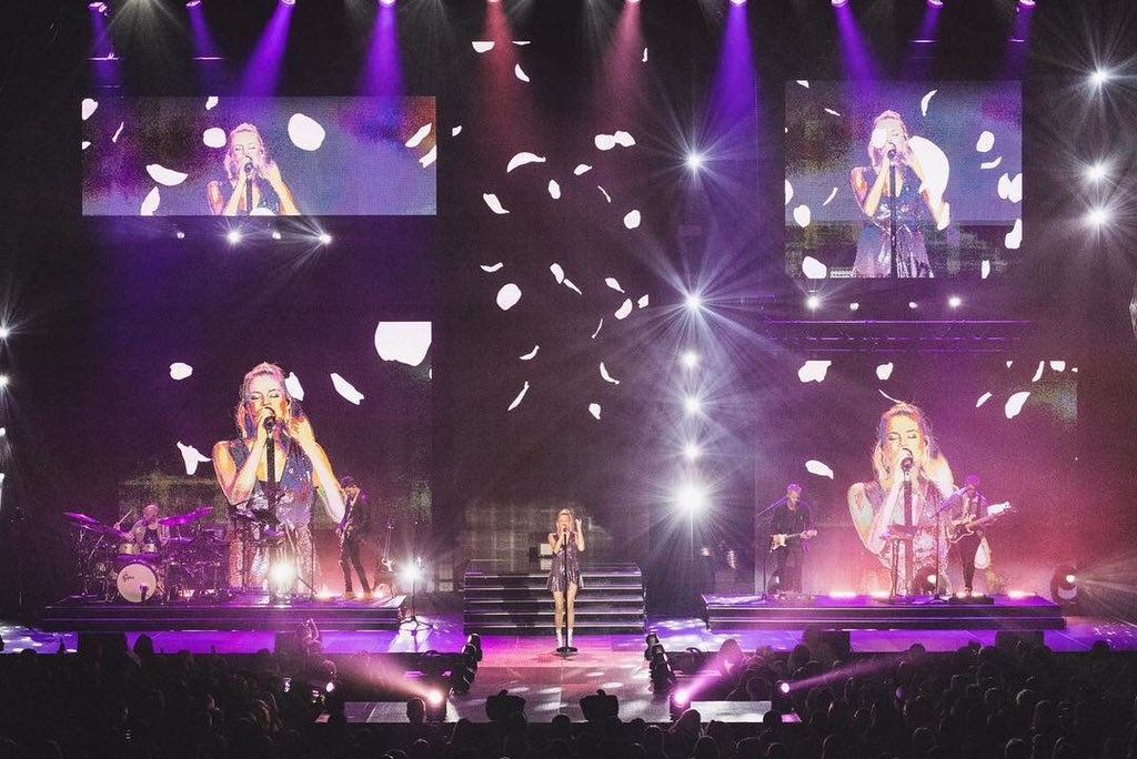 KelseaBallerini tweet picture
