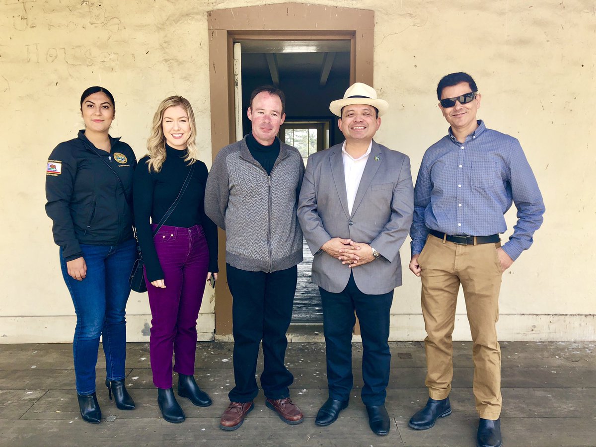 SupervisorAlejo's tweet photo. Amazing tour of #BorondaAdobe in Salinas, built by Californio #JoseEusebioBoronda in 1844-88! We got a special tour by curator &amp; archivist #JamesPerry! So much history being preserved by these dedicated individuals for our future generations!! #KnowLocalHistory #LovingSalinas🥬 https://t.co/zztPSEBWSt
