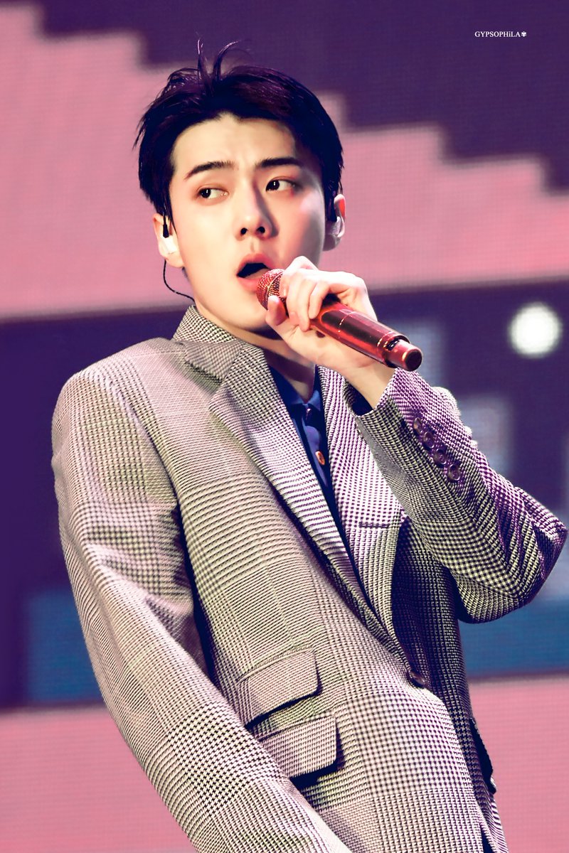 exosoonly's tweet photo. You sometimes look cold yet you're so soft inside. You're such a wonderful man &amp; I hope everyone can see that. Thank you for being EXO members' glue . Happy birthday to our maknae, Oh sehun🎂🎉 Please be healthy and happy always!❤

#HappySehunDay #ShiningSehunDay
@weareoneEXO https://t.co/gktiYQ791G