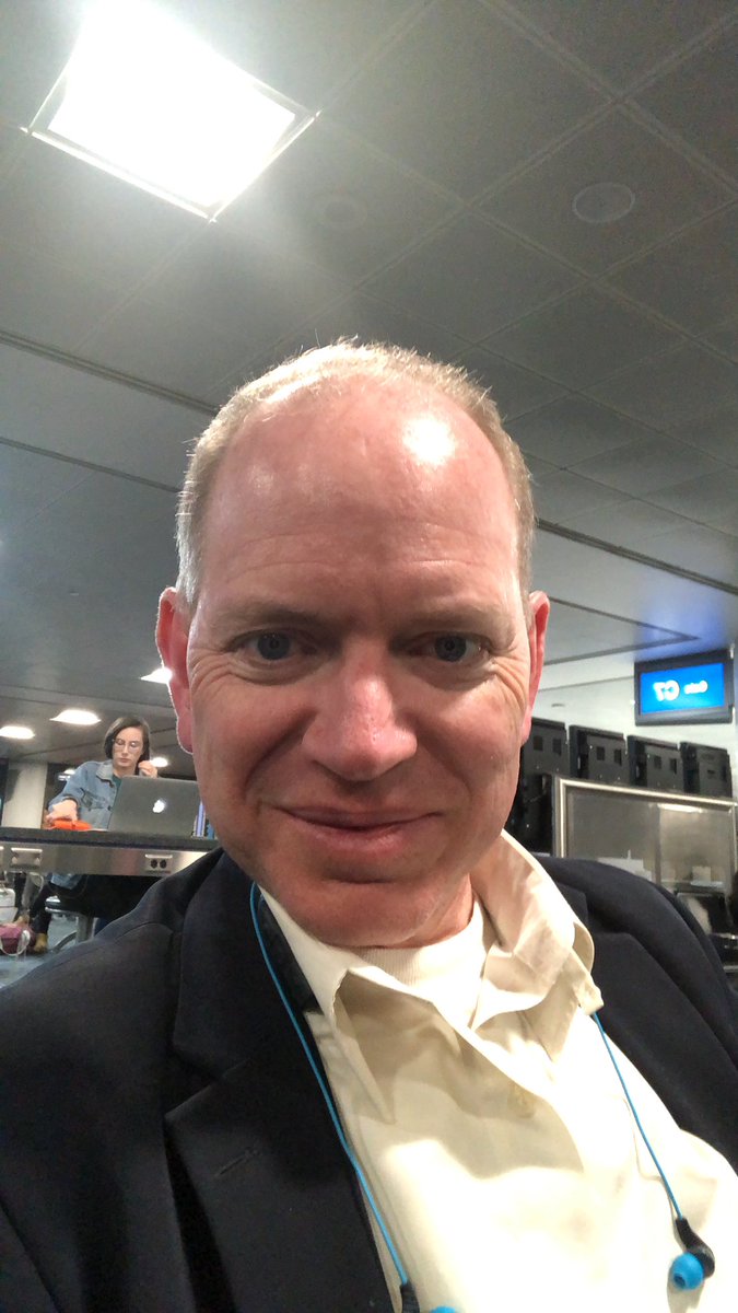 BroadbandCensus's tweet photo. .@drewclark on the way back home after #bbcsum19. A great conference! Lots of thoughts/developments on #openaccess #fiber, #broadband #mapping, and #rural #solutions. https://t.co/gHUSHARmqK