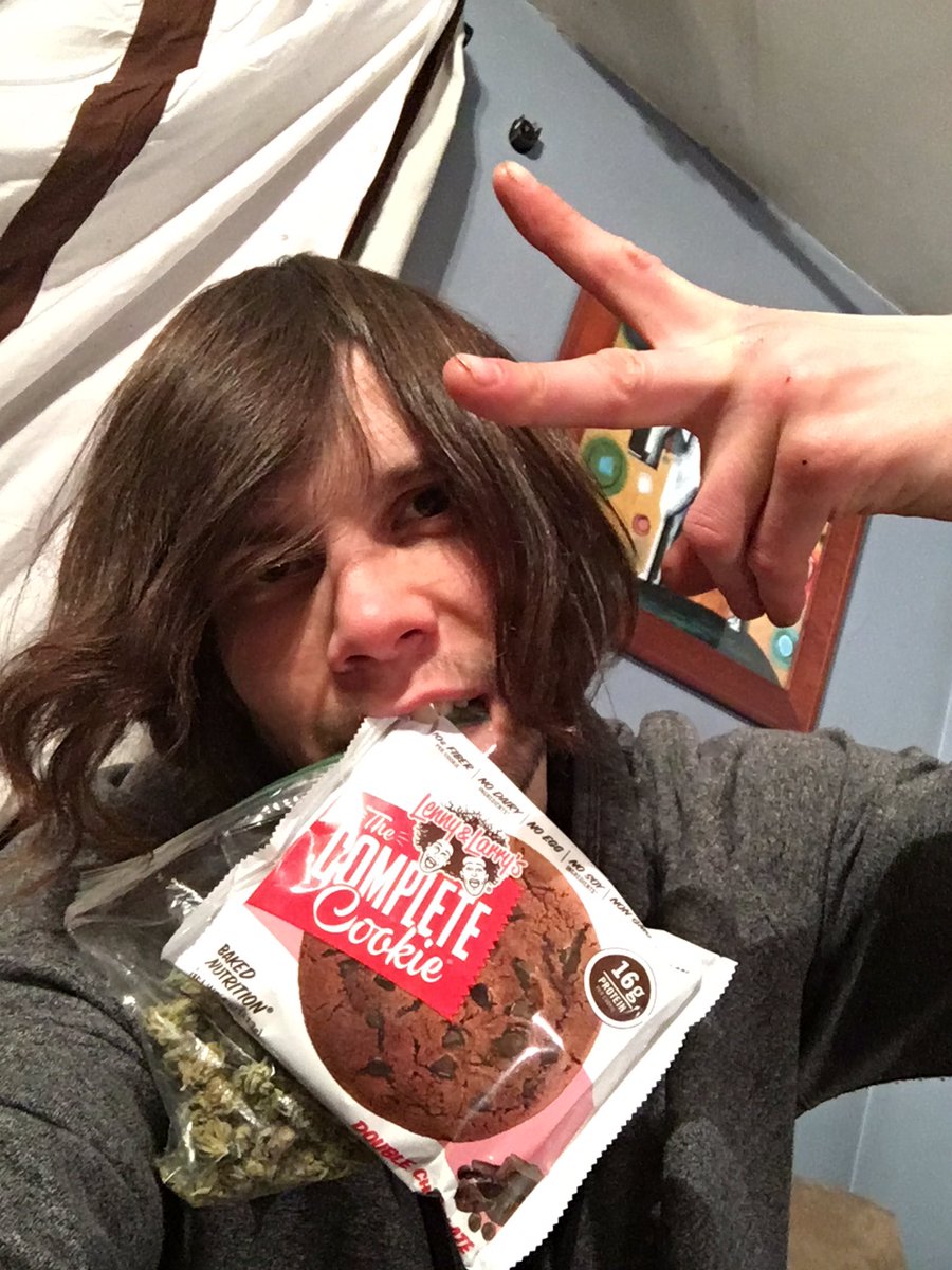 samurai_spawn's tweet image. Yall git the munchies often? I do, Get all the flavor with in these NON GMO BAKED NUTRITION SNACK.... GET SUM lennylarry.com/a/123887