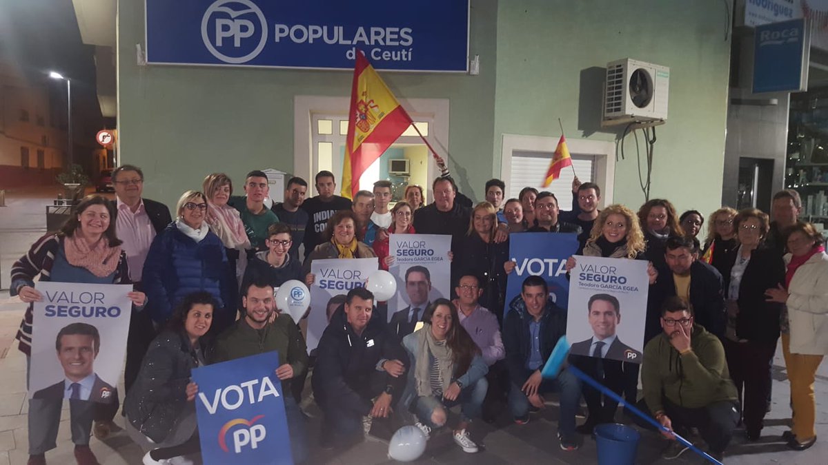 ceuti_pp's tweet photo. En @ceuti_pp comenzamos la campaña electoral con ilusión y ganas para ganar las elecciones generales.
Somos los @populares 
Vamos 💪💪🇪🇸
@pablocasado_ @TeoGarciaEgea
@juanfeceuti @PPRMurcia @LopezMirasF
#ValorSeguro https://t.co/fUlaDJk8CO