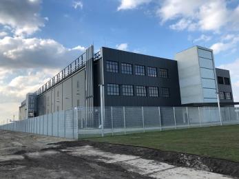 Congratulations to <a href="/eshelter_com/">e-shelter</a> with the opening of this great data center in Amsterdam. ICTroom is proud to have been able to contribute it's realisation.
#DataCenter 

dutchitchannel.nl/621057/ntt-col…