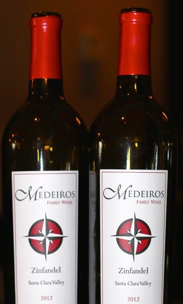 Time to uncork and unwined. Featuring our tenth wine pairing, Medeiros Family Wines, famous for their 2017 Chardonnay, will be located at Jewel Box. It will be hard to miss their jewelry and sparking diamonds! Buy your ticket! bit.ly/2TZq4QA 

#medeirosfamilywines