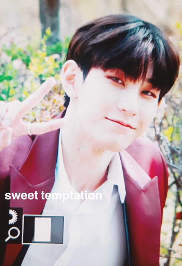 STTE_lou's tweet photo. 190411 꽃놀이 프리뷰

누가 꽃이야 ?

#로우 #lou #호성 #김호성 #VAV #kimhosung #THRILLA_KILLA #브이에이브이 https://t.co/FFHTAzxZwJ