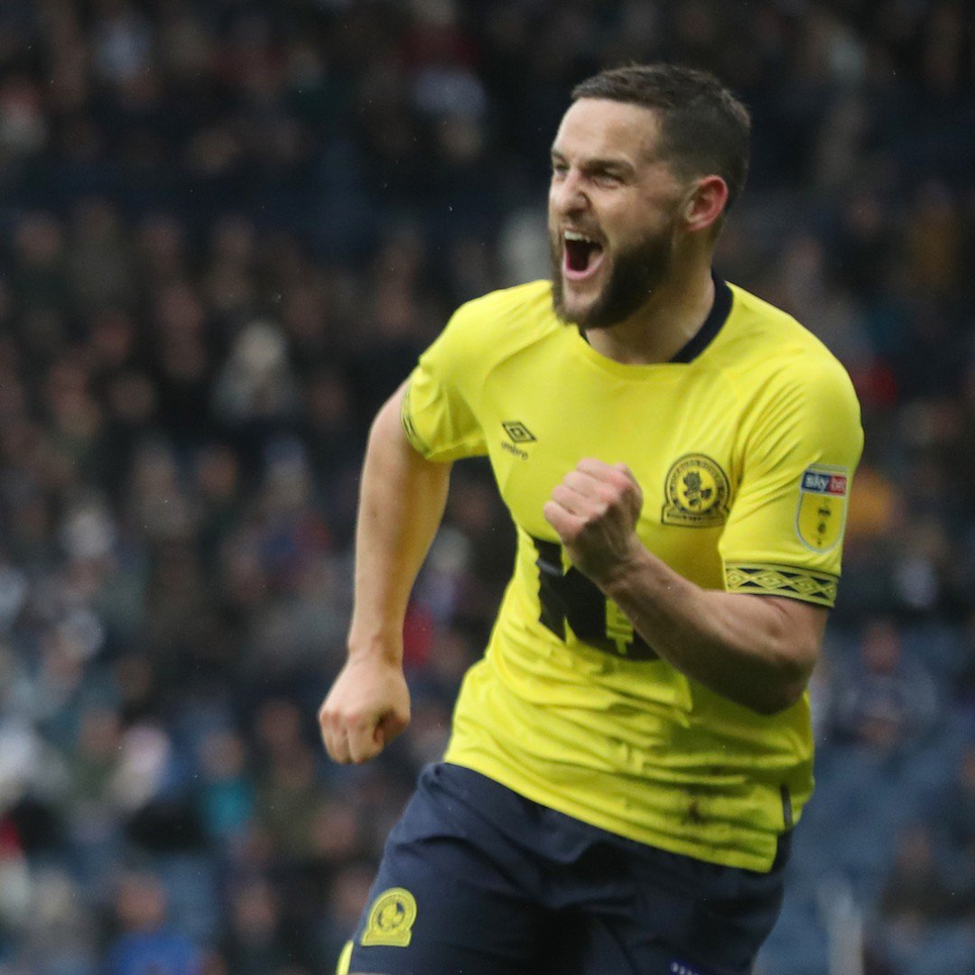 10betSports's tweet photo. Happy Friday @Rovers fans! Craig's ready for the game tomorrow - are you!?
#ForTheBettor #FridayFeeling #BlackburnRovers #Rovers #BRFC #CraigConway
🔞https://t.co/KgmmbAbPBp https://t.co/PzJN7WSF2G
