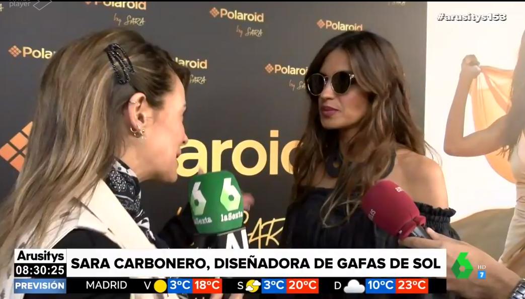 AruserosLaSexta's tweet photo. 🔴 @beajarrin ha hablado con Sara Carbonero en la presentación de su colección de gafas de sol. ¿Será madrugadora? ¿Nos ve? ¡Descúbrelo! #arusitys153 👉 https://t.co/1ou7K8KlbH https://t.co/KTx48onabc