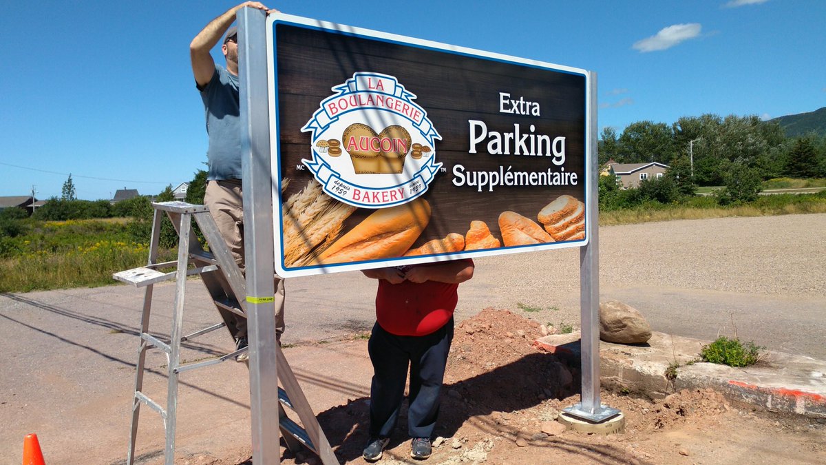 SignUnited's tweet image. Friday shout out to our favourite bakery @AucoinBakery in #Cheticamp NS! 
What do you think of their new sign for their upgraded parking lot?