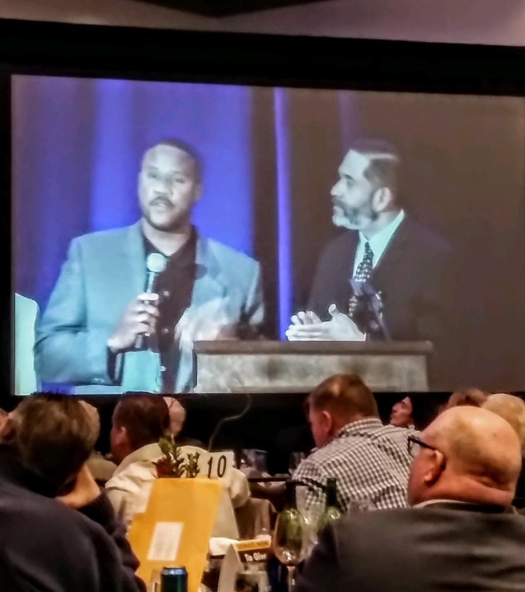 mikelsevere's tweet photo. As always @damonbenning talking and I'm just taking it all in. #JetAward https://t.co/1T5PsZzFkY