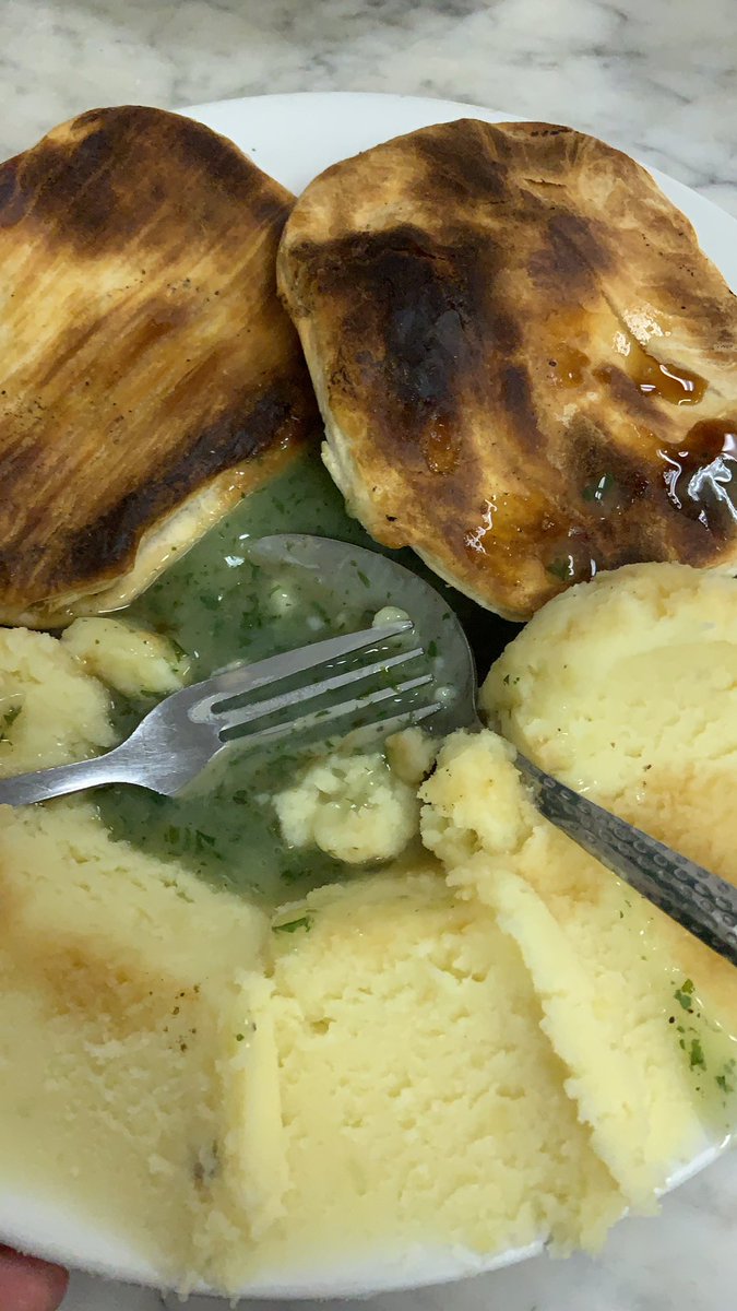 ZackEllis95's tweet photo. Scott’s Pie Mash - Orpington. A winner. https://t.co/BrklviyQ1N