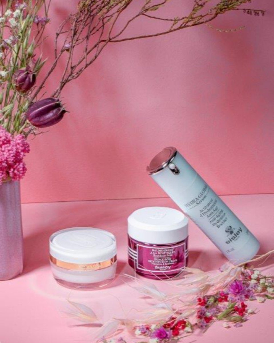 Florals for Spring... Sisley skincare is powered by the best of nature, using plant extracts means not only beautifully scented products but spectacular instant results #SisleySkin #SisleyGlow #SpingSkin